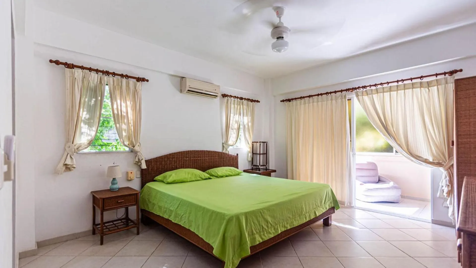 Sosúa Playa Alicia, Guest Friendly, Hispanola Sol - Best Location In Town 0*,