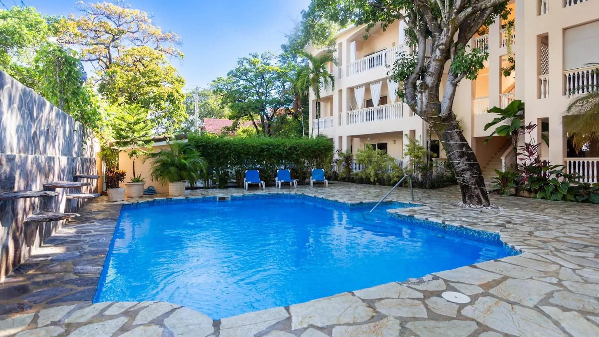 Sosúa Playa Alicia, Guest Friendly, Hispanola Sol - Best Location In Town דירה