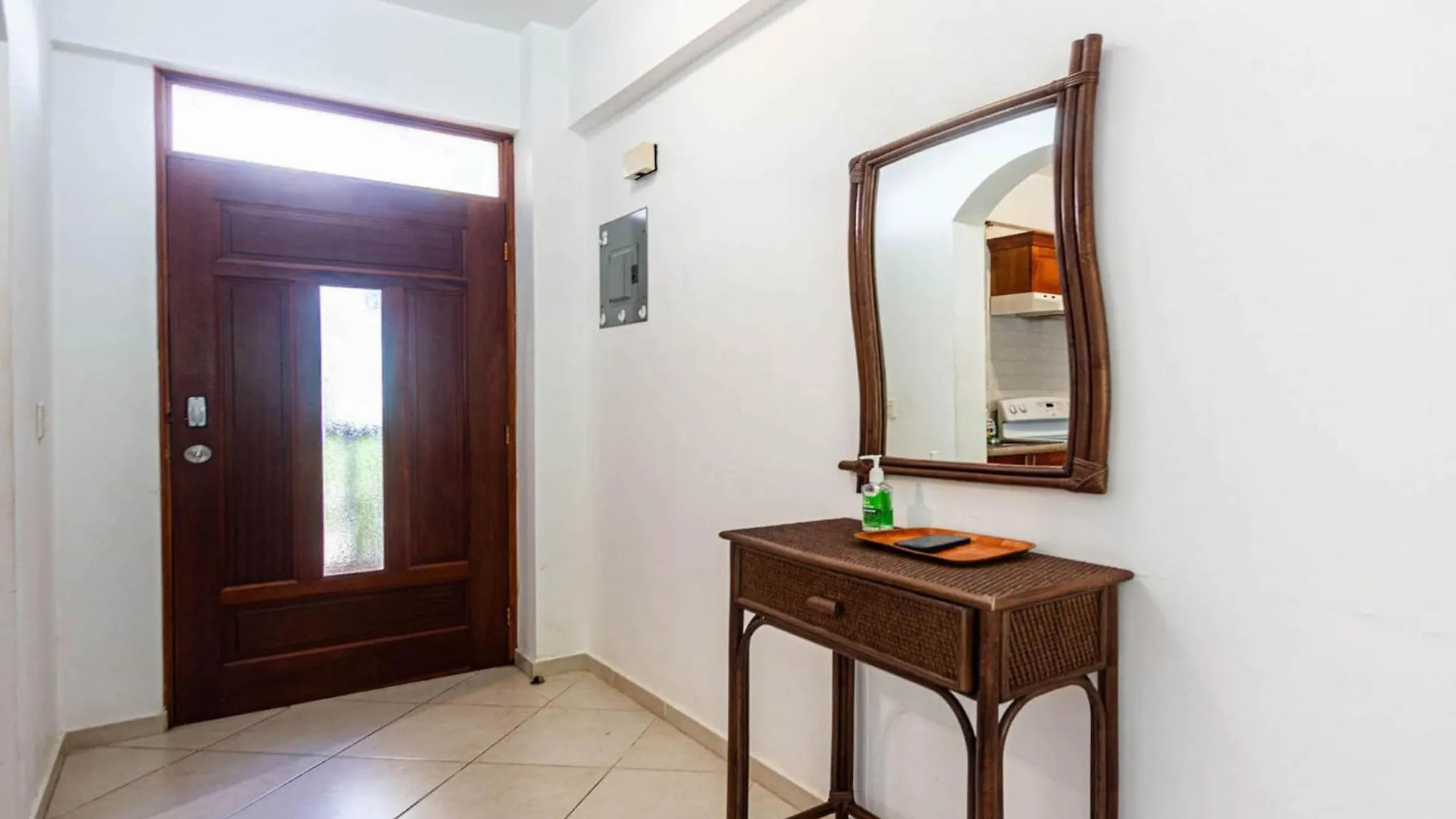 Sosúa Playa Alicia, Guest Friendly, Hispanola Sol - Best Location In Town